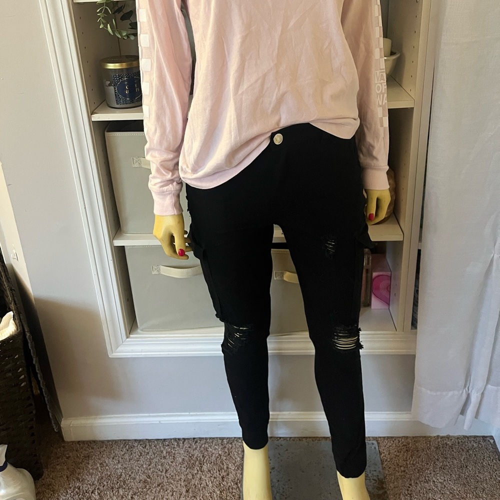 Black jogger pants with rips and multiple pockets!